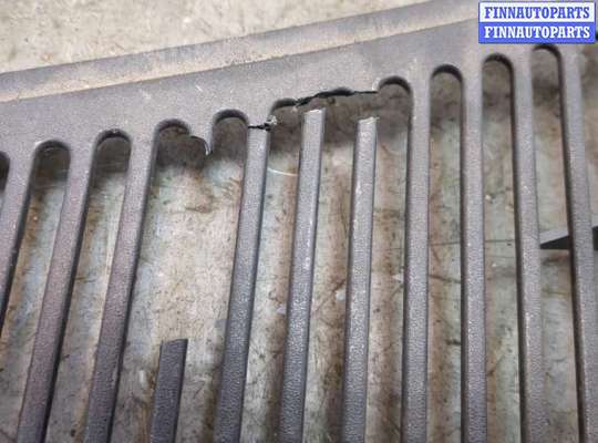купить Жабо под дворники (дождевик) на Volkswagen Touareg 2007-2010