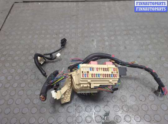 купить Блок предохранителей на Toyota Venza 2008-2017