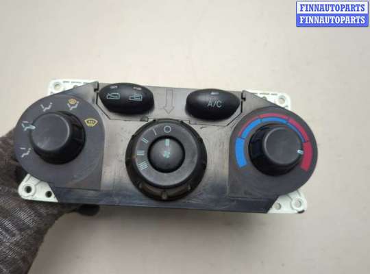 купить Переключатель отопителя (печки) на Hyundai Santa Fe 2000-2006