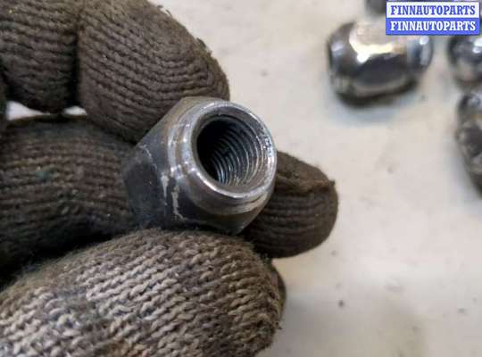 купить Гайка колесная на Toyota Camry V40 2006-2011
