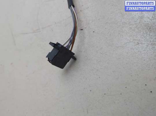 купить Зеркало боковое на Volkswagen Passat 5 2000-2005