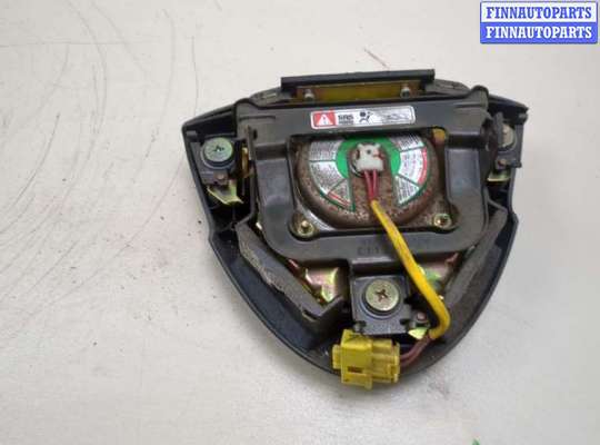 Подушка безопасности водителя (AirBag) на Honda Fit (GD)