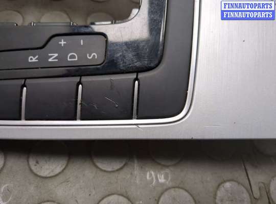 купить Пластик центральной консоли на Volkswagen Passat 7 2010-2019 Америка