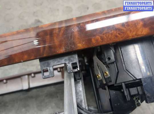 купить Консоль салона (кулисная часть) на Volkswagen Phaeton 2002-2010