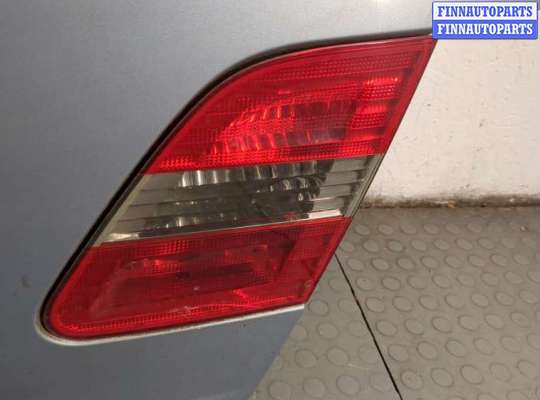 купить Стекло заднее на Mercedes B W245 2005-2012