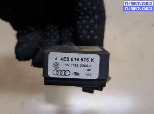 Датчик прочий на Audi A8 (D3, 4E)