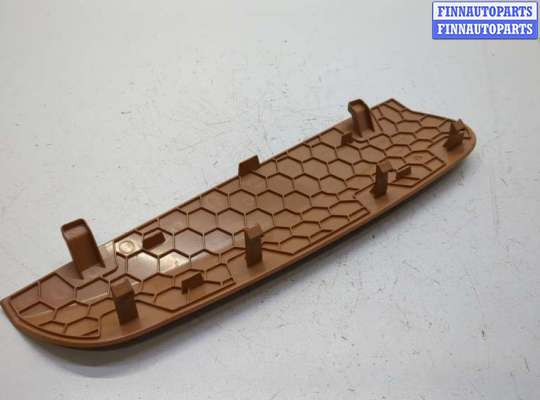 купить Пластик (обшивка) салона на BMW 7 G11, G12 2015-2022