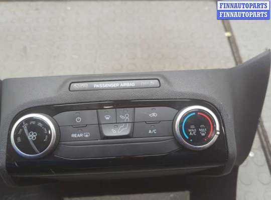 Блок управления печкой на Ford Escape IV / Kuga III