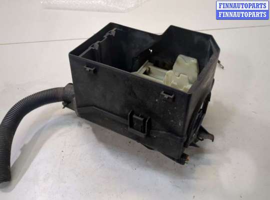 Корпус блока предохранителей VL465822 на Volvo XC90 2002-2006