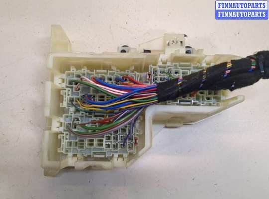 купить Блок предохранителей на Land Rover Freelander 2 2006-2014