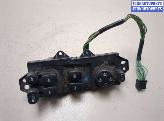 купить Кнопка стеклоподъемника (блок кнопок) на Chrysler Pacifica 2003-2008