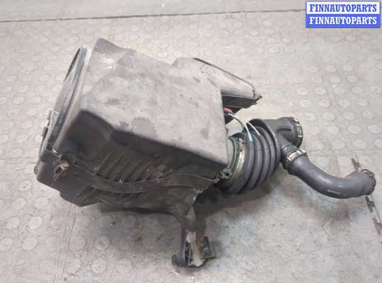 Корпус воздушного фильтра на Ford Focus II