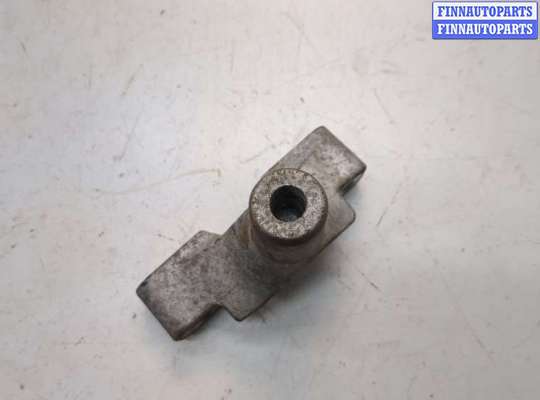 купить Кронштейн (лапа крепления) на Volkswagen Passat 7 2010-2019 Америка