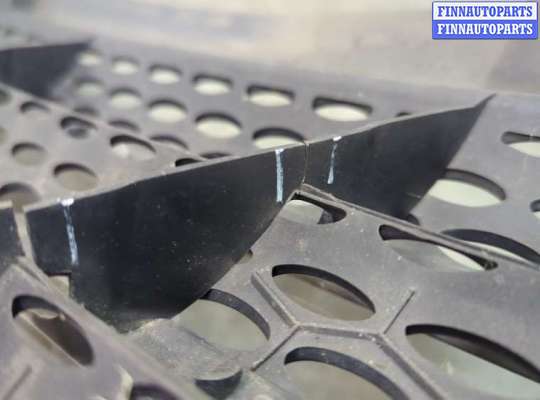 купить Решетка радиатора на Mercedes Vito W639 2003-2014