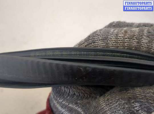 купить Уплотнитель на Volkswagen Polo 2009-2014