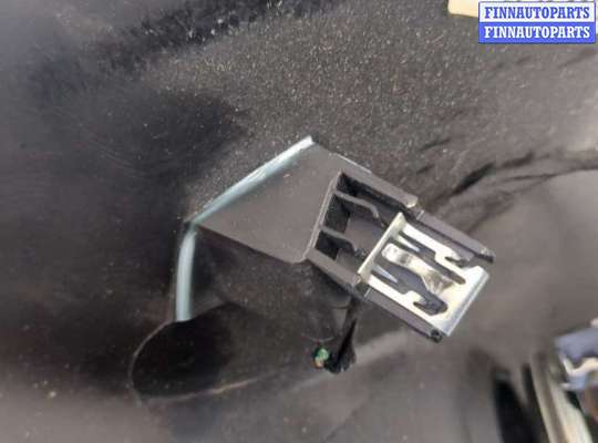 купить Обшивка стойки на Jeep Grand Cherokee 2010-2013