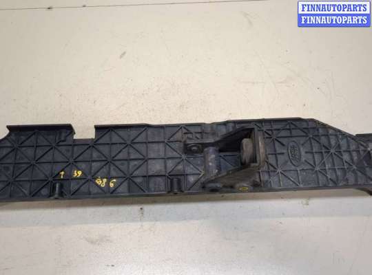 купить Кронштейн радиатора на Land Rover Discovery 4 2009-2016
