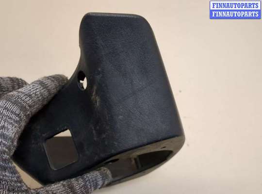 купить Кожух рулевой колонки на Pontiac Vibe 1 2002-2008