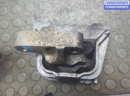 купить Подушка крепления двигателя на Volkswagen Passat CC 2008-2012