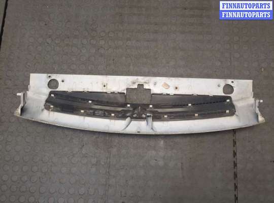 купить Решетка радиатора на Citroen Berlingo 2002-2008