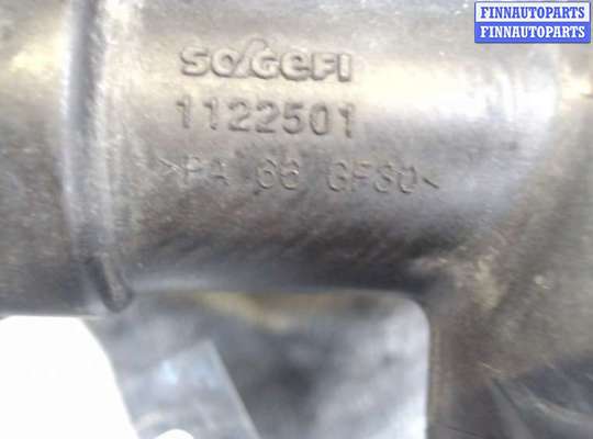 Фланец (тройник) системы охлаждения на Ford Focus III