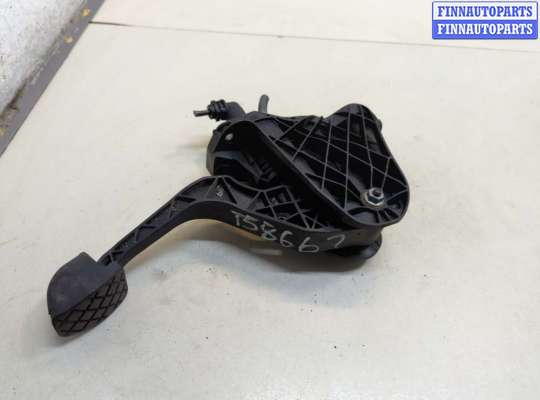 Купить Педаль сцепления на Volkswagen Passat 6 2005-2010 Педаль сцепления VG2715194 на Volkswagen Passat 6 2005-2010
