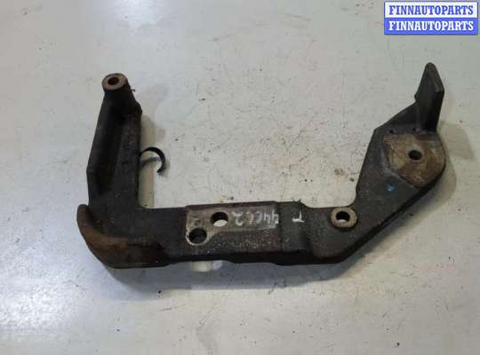 купить Кронштейн (лапа крепления) на Nissan Note E11 2006-2013