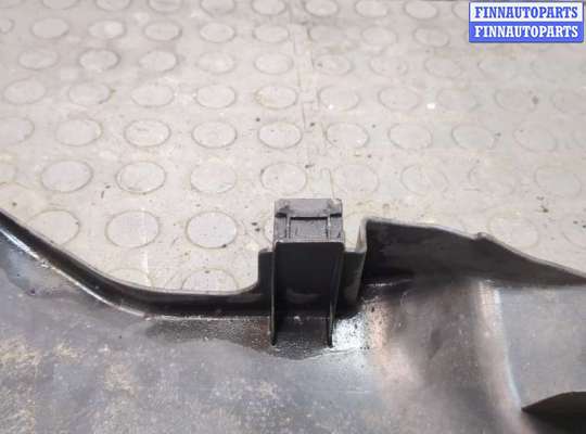 купить Накладка замка капота на Ford Focus 2 2008-2011