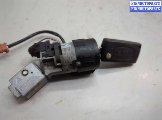 Купить Замок зажигания на Peugeot 307 2001-2008 Замок зажигания PG1255111 на Peugeot 307 2001-2008