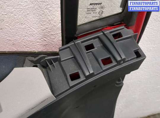 купить Стекло боковой двери на Toyota Yaris 2005-2011