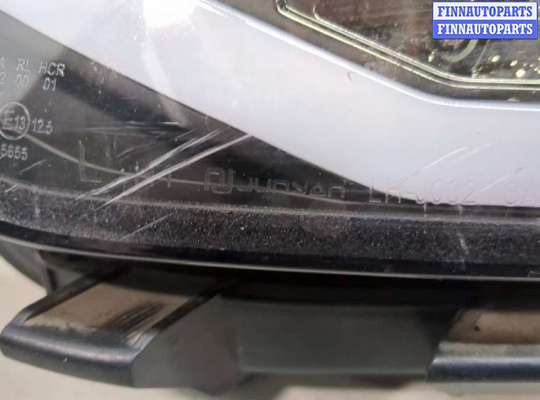 Фара передняя на Volkswagen Touran I (1T)