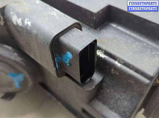 Фара передняя на Volkswagen Passat B6 (3C)