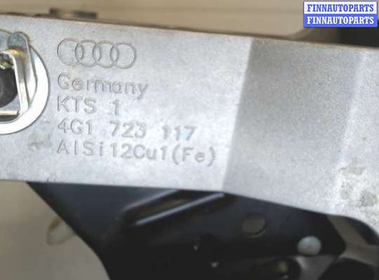 купить Узел педальный (блок педалей) на Audi A8 (D4) 2010-2017