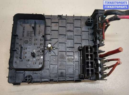 купить Блок предохранителей на Volkswagen Passat 6 2005-2010
