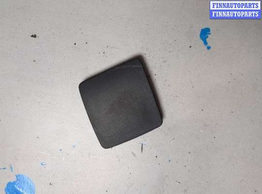 Заглушка буксировочного крюка