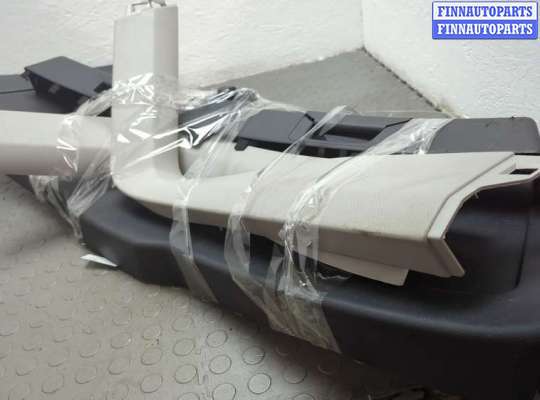 купить Обшивка крышки (двери) багажника на Mercedes GLK X204 2008-2015