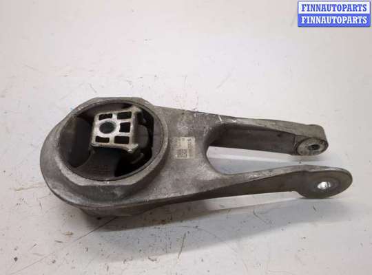 Подушка крепления двигателя CH462379 на Chevrolet Malibu 2018-2025