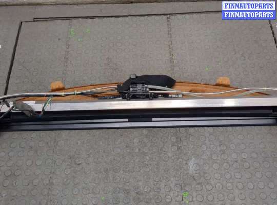 купить Шторка солнцезащитная на Mercedes S W221 2005-2013