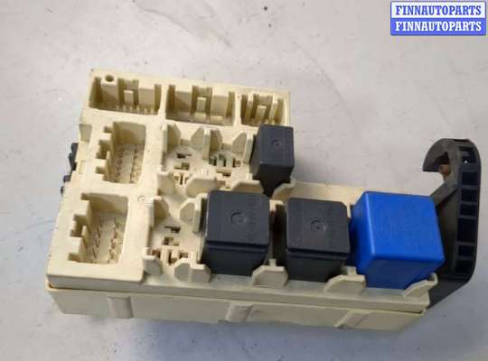купить Блок предохранителей на Ford Explorer 2001-2006