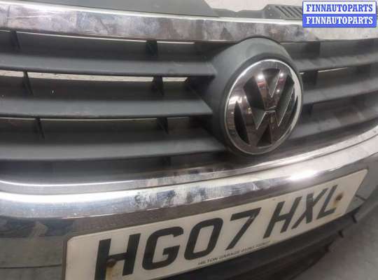 купить Заглушка (решётка) бампера на Volkswagen Touran 2006-2010