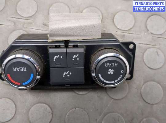 купить Переключатель отопителя (печки) на Infiniti QX56 2004-2010