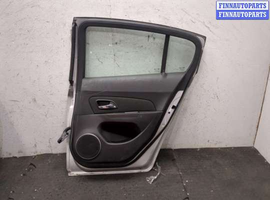 Дверь боковая на Chevrolet Cruze I (J300)