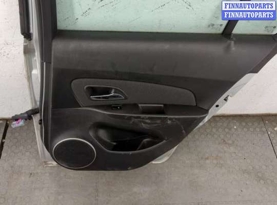 Дверь боковая на Chevrolet Cruze I (J300)