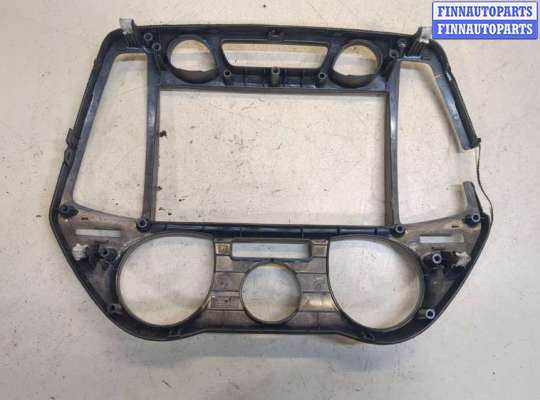 купить Рамка под магнитолу на Hyundai i20 2009-2012