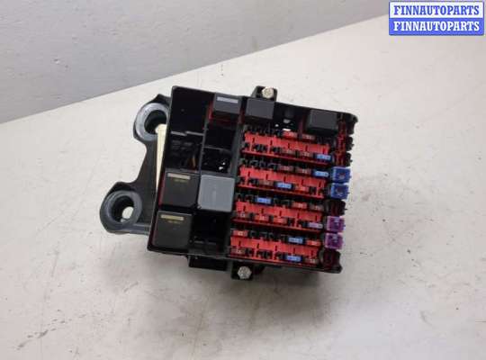 Блок предохранителей FO1910812 на Ford B-max 2012-2018