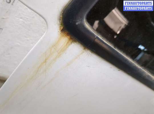 Стекло заднее