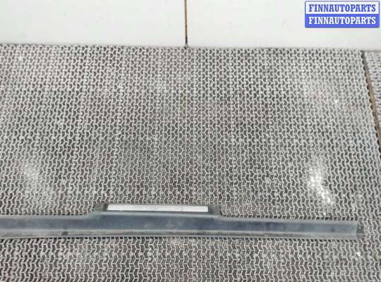 купить Накладка на порог на Mercedes R W251 2005-