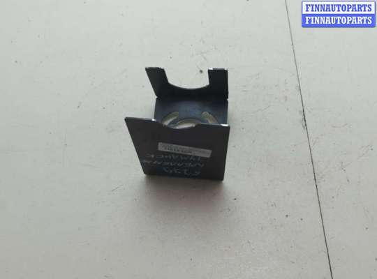 купить Кронштейн фары противотуманной (галогенки) на Land Rover Discovery 3 2004-2009