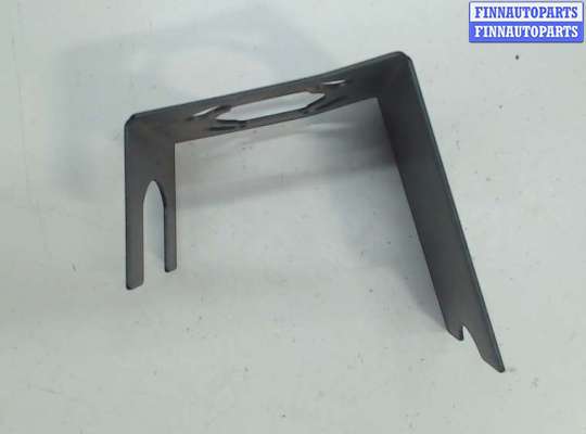 купить Кронштейн фары противотуманной (галогенки) на Land Rover Discovery 3 2004-2009