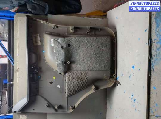 купить Дверная карта (Обшивка двери) на Volkswagen Transporter 5 2003-2015